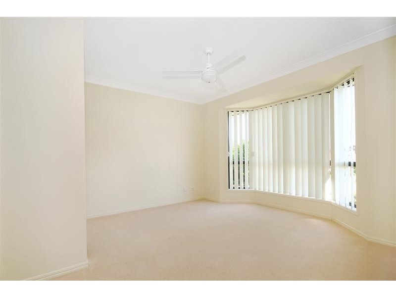 12 Wareena Crescent, Glenvale QLD 4350