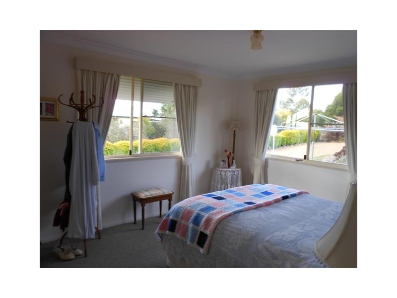 33 Stanley Street, Greenmount QLD 4359