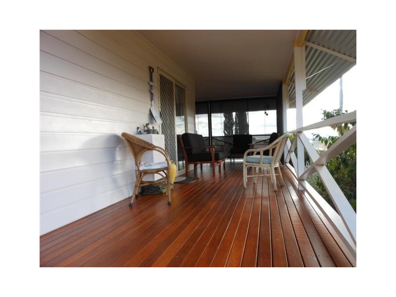 33 Stanley Street, Greenmount QLD 4359