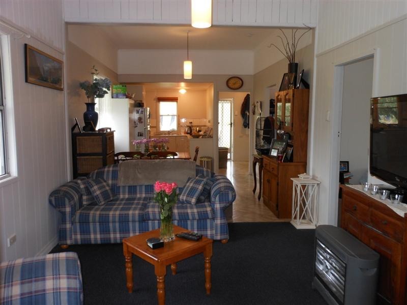 202 Drayton Wellcamp Rd, Glenvale QLD 4350