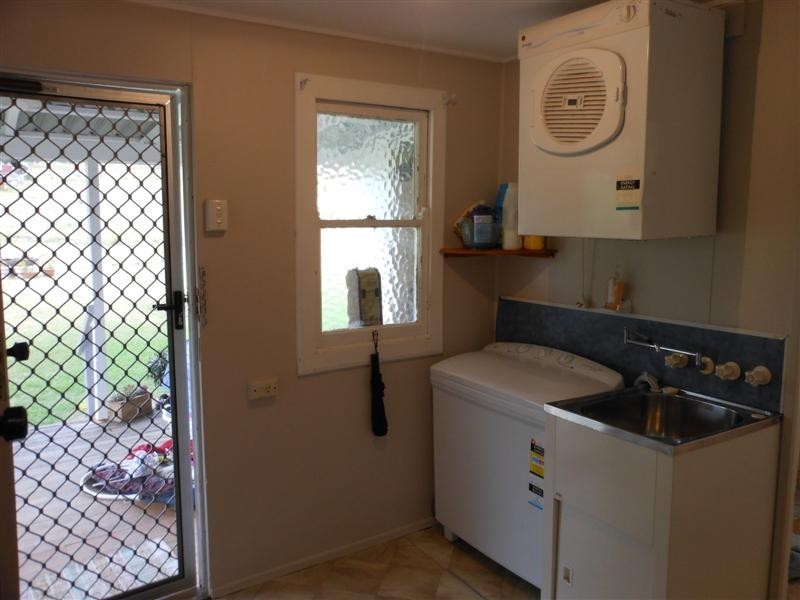 202 Drayton Wellcamp Rd, Glenvale QLD 4350