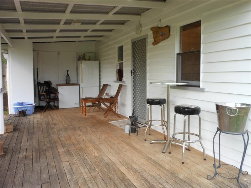 202 Drayton Wellcamp Rd, Glenvale QLD 4350