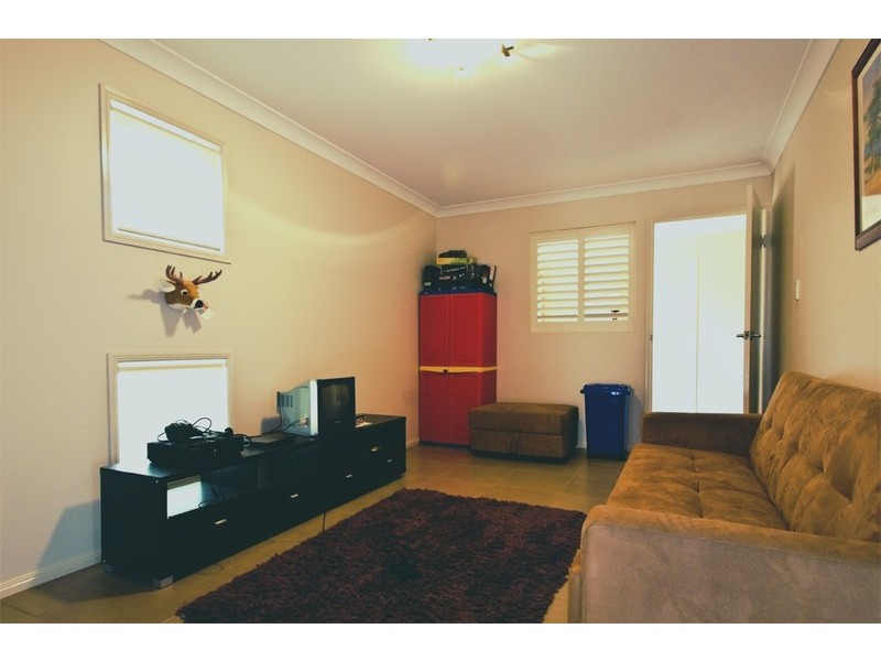 42 Holly Avenue, Highfields QLD 4352