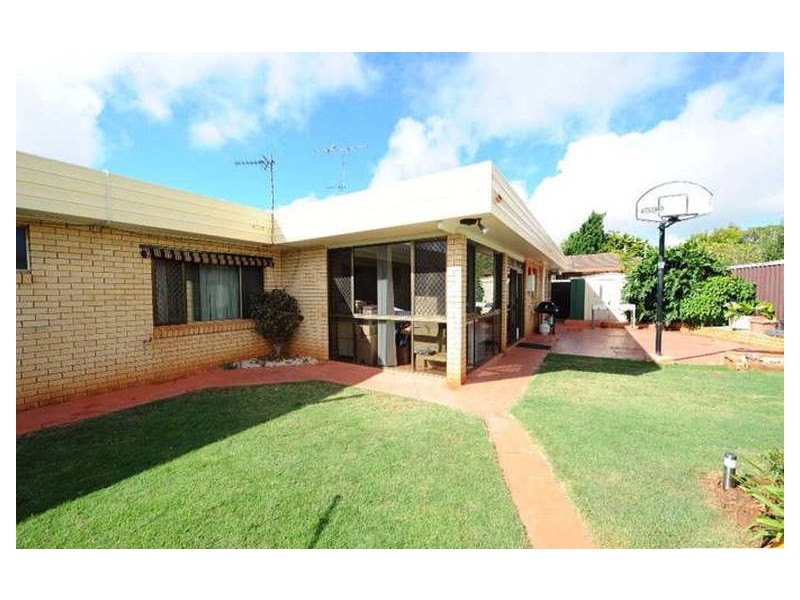 7 Wessex Street, Harristown QLD 4350
