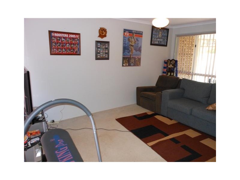 38 Melway Crescent, Glenvale QLD 4350