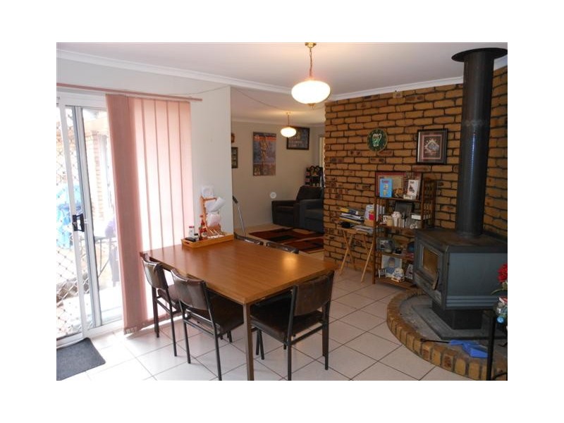 38 Melway Crescent, Glenvale QLD 4350