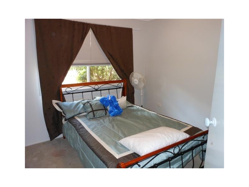 38 Melway Crescent, Glenvale QLD 4350