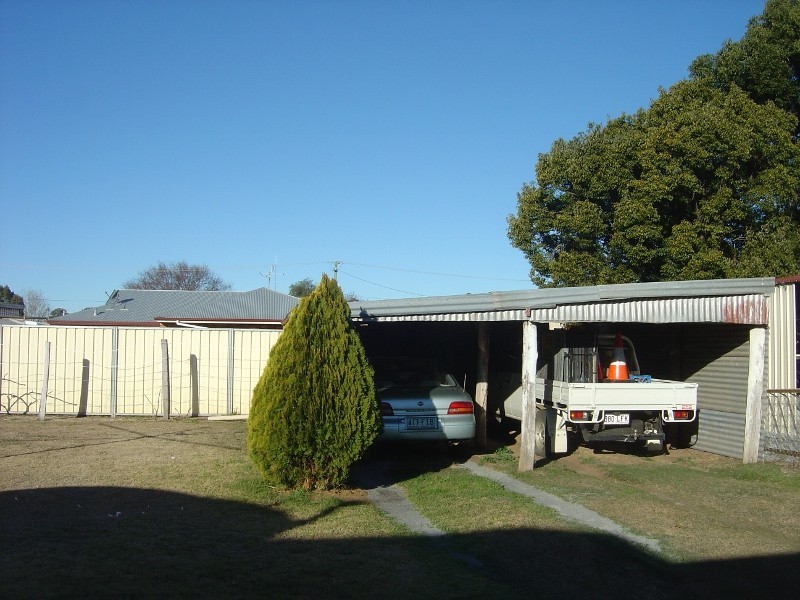 17 Herbert Street, Allora QLD 4362