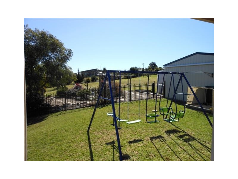 12 Volp Court, Highfields QLD 4352