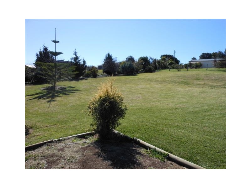 12 Volp Court, Highfields QLD 4352