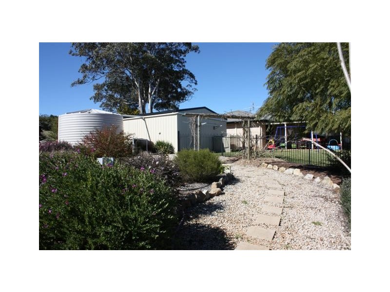 12 Volp Court, Highfields QLD 4352