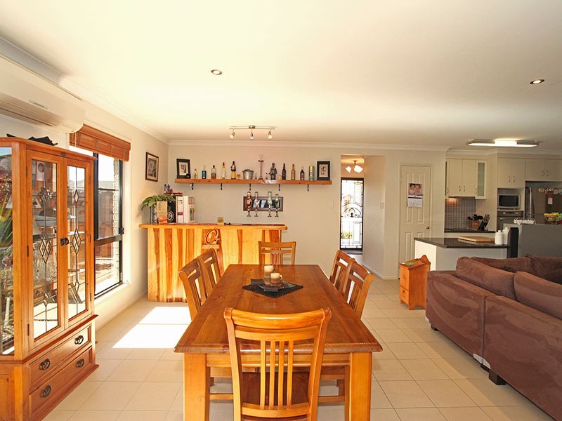 17 Ashford Drive, Wyreema QLD 4352