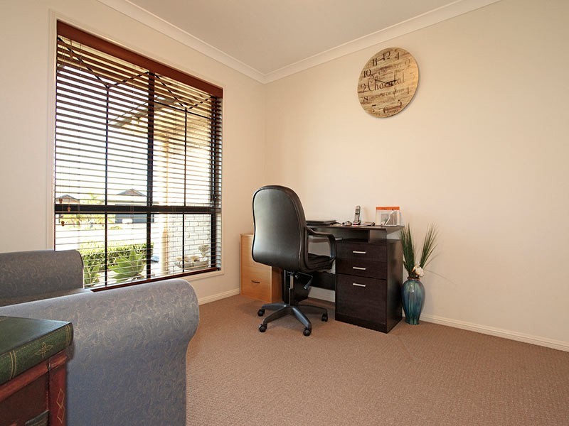 17 Ashford Drive, Wyreema QLD 4352