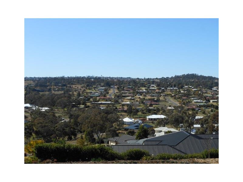 25 Fawn Grove Drive, Glenvale QLD 4350