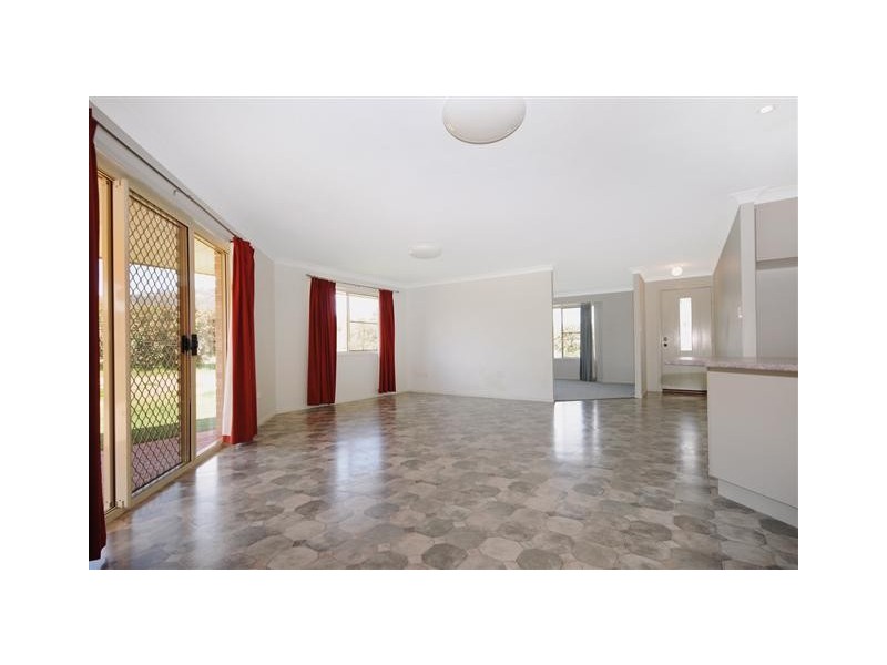 6 Andrews Court, Hodgson Vale QLD 4352