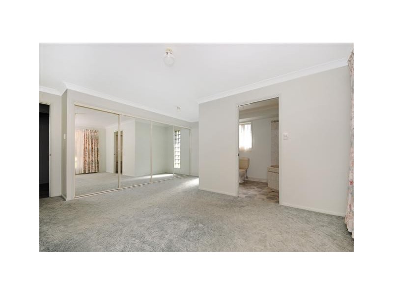 6 Andrews Court, Hodgson Vale QLD 4352