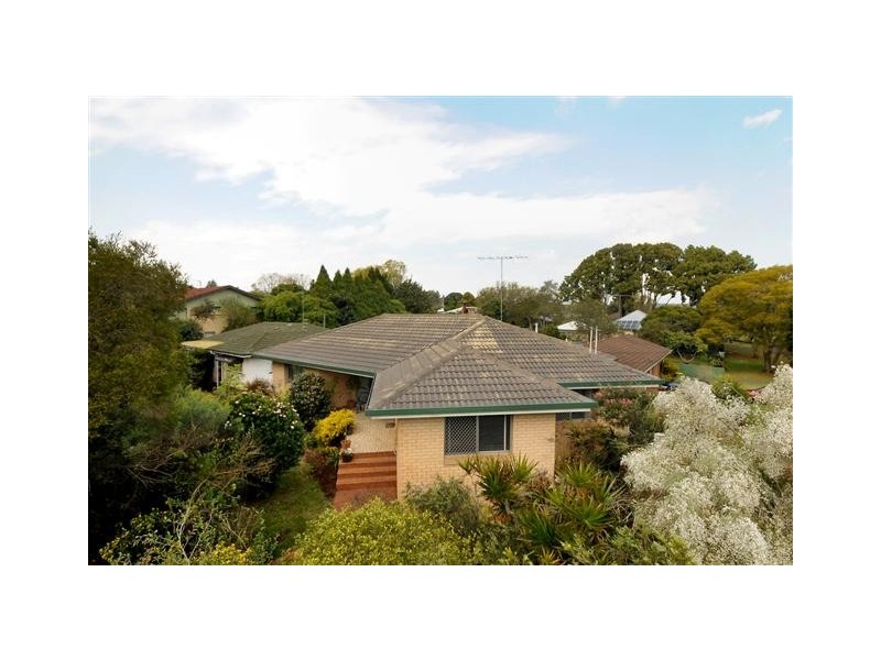 42 James St, Rangeville QLD 4350