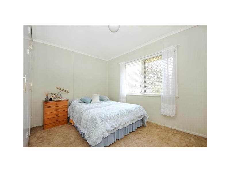 42 James St, Rangeville QLD 4350