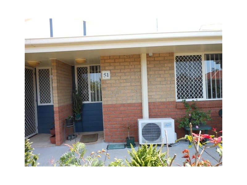 51/306 James Street, Harristown QLD 4350