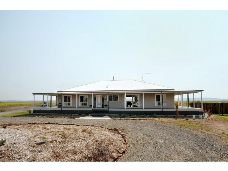 Lot 3 McKenzies Road, Oakey QLD 4401