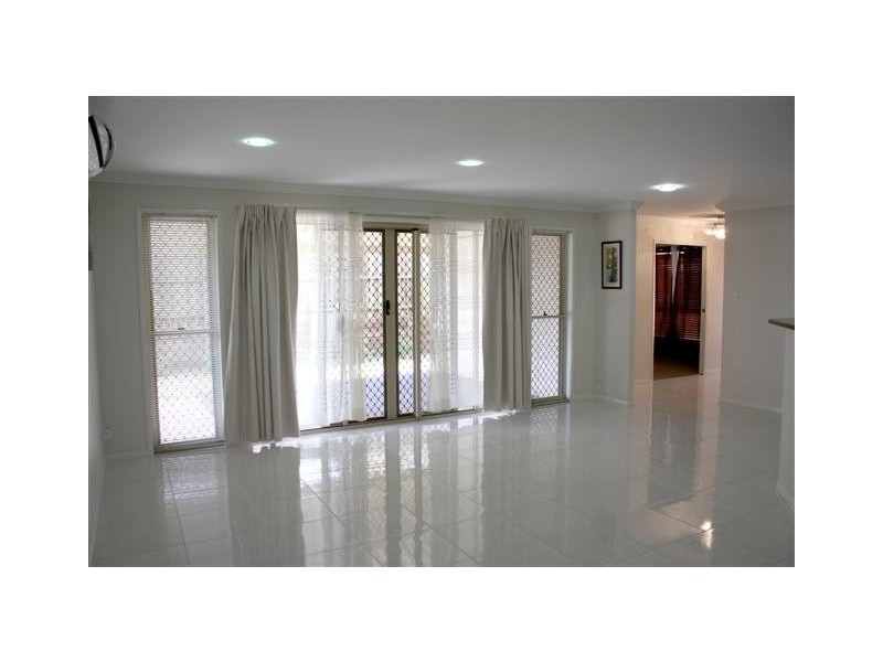 31 Coolana Crt, Harristown QLD 4350