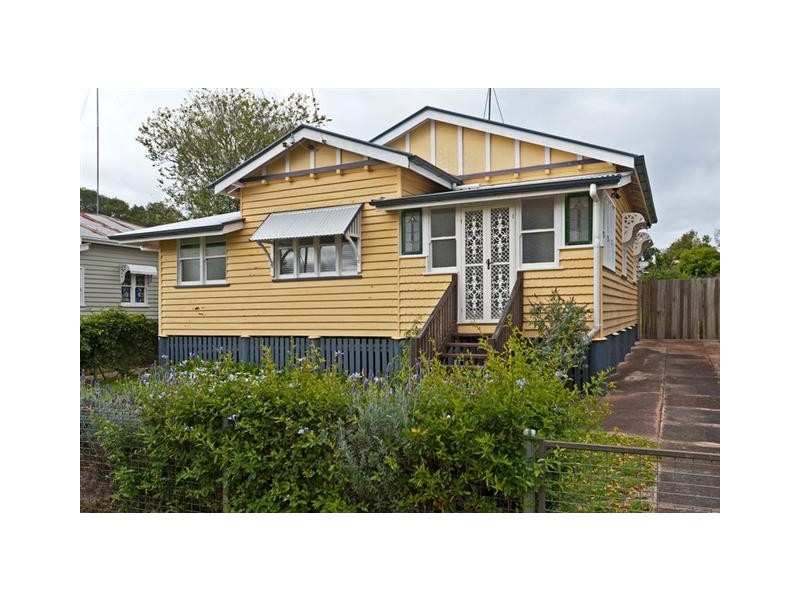 8 Parkinson Street, South Toowoomba QLD 4350