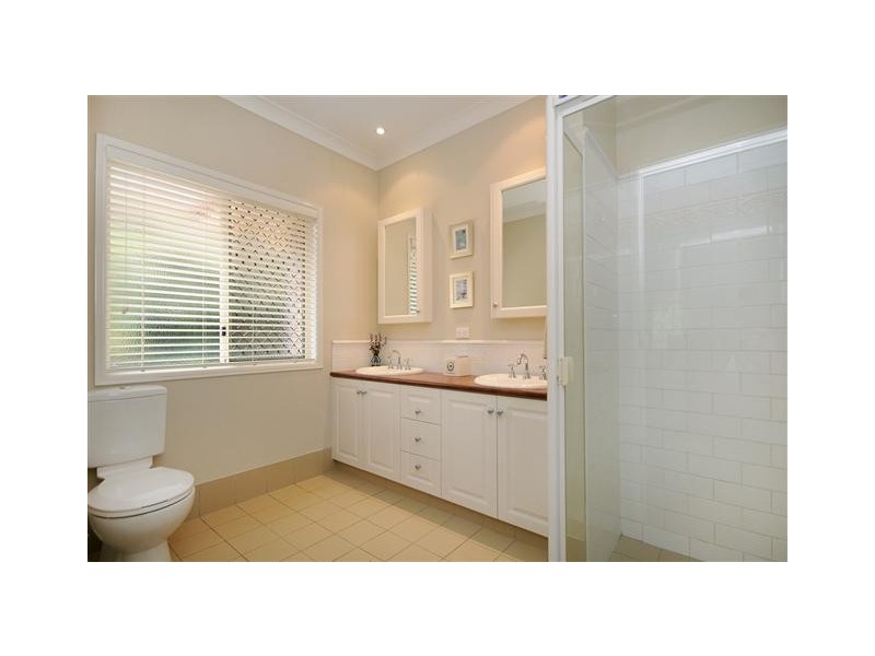 25 Sunray Drive, Highfields QLD 4352