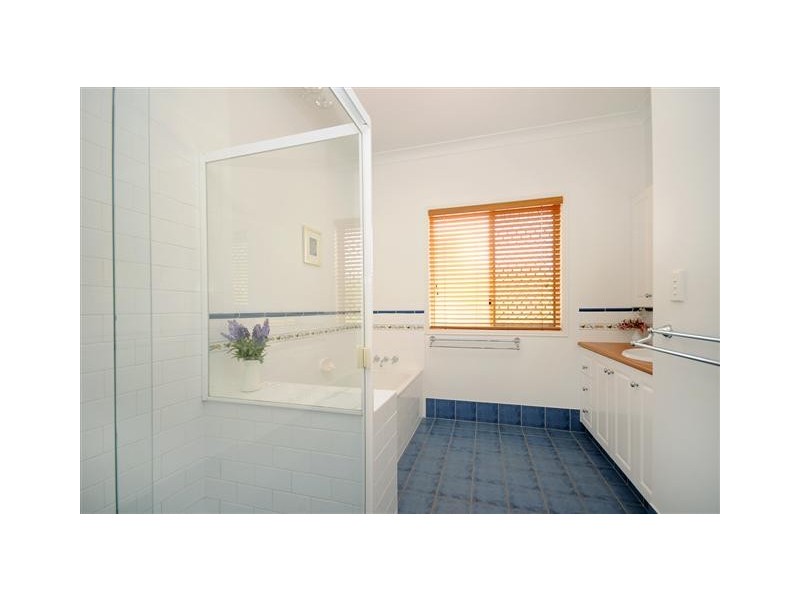 25 Sunray Drive, Highfields QLD 4352