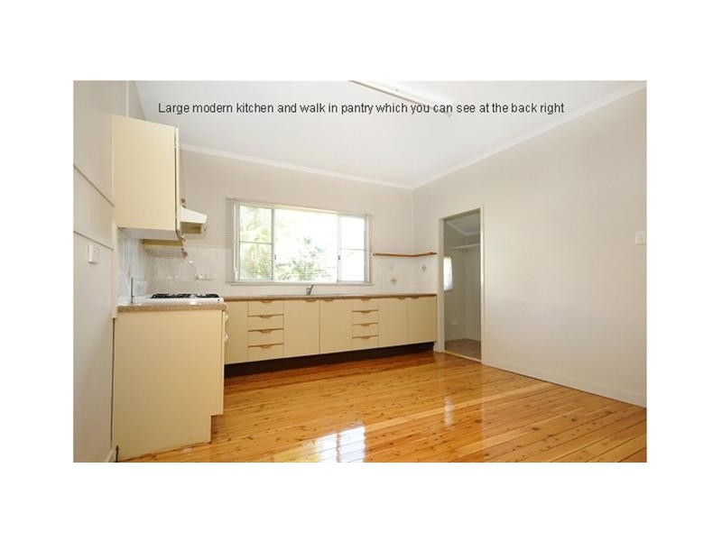 5 Merritt Street, Harristown QLD 4350