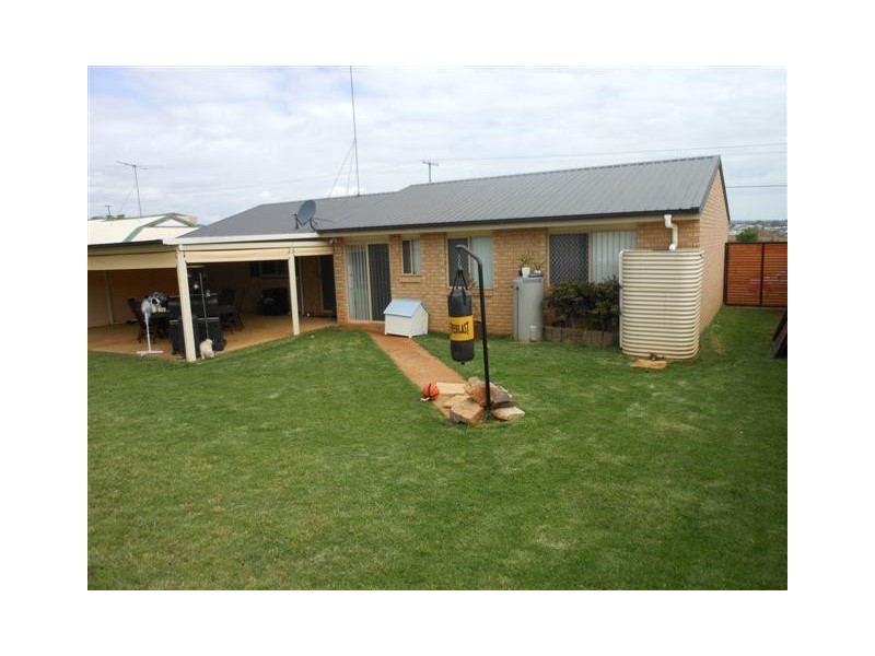 147 Glenvale Road, Glenvale QLD 4350