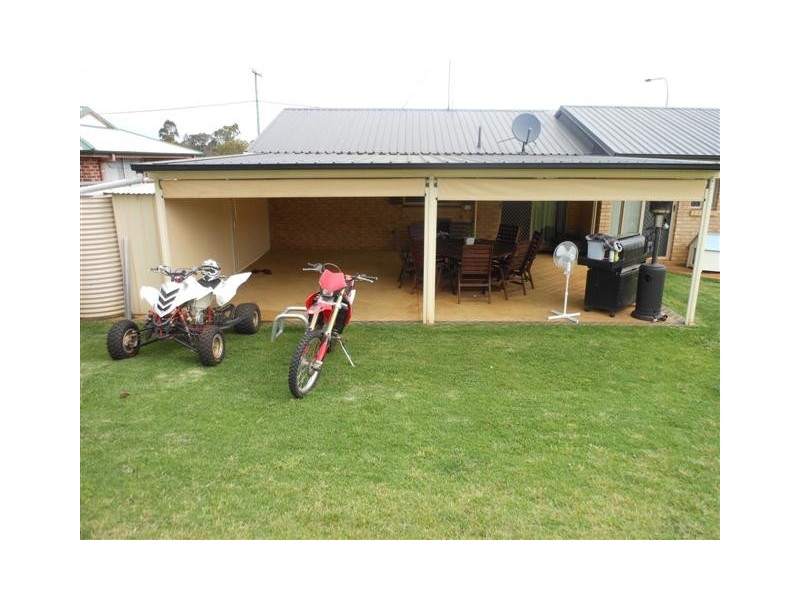 147 Glenvale Road, Glenvale QLD 4350