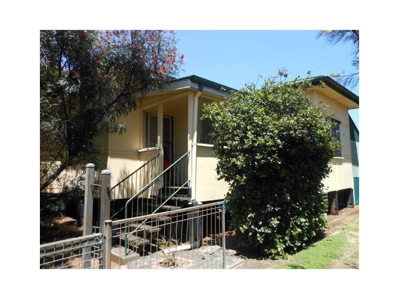 451 Tor Street, Newtown QLD 4350