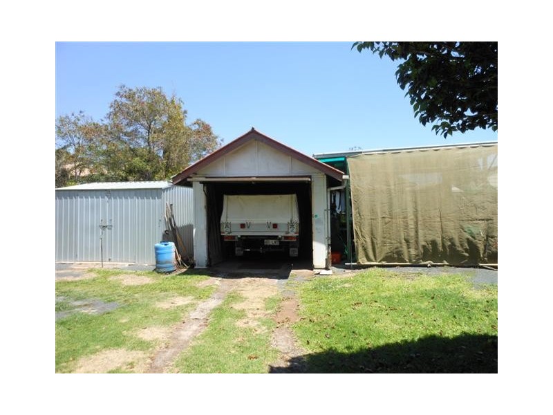 451 Tor Street, Newtown QLD 4350