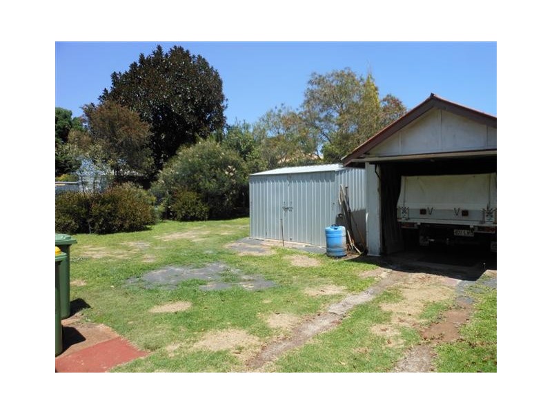 451 Tor Street, Newtown QLD 4350