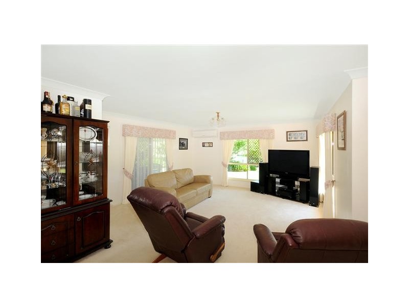 27 Hamzah Drive, Cotswold Hills QLD 4350