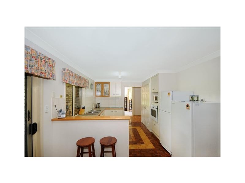 27 Hamzah Drive, Cotswold Hills QLD 4350