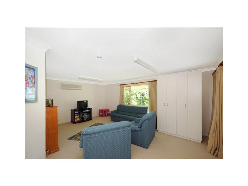 27 Hamzah Drive, Cotswold Hills QLD 4350