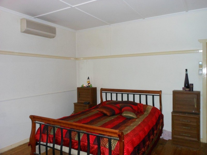 16  Hume Street, North Toowoomba QLD 4350