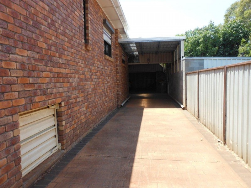 16  Hume Street, North Toowoomba QLD 4350