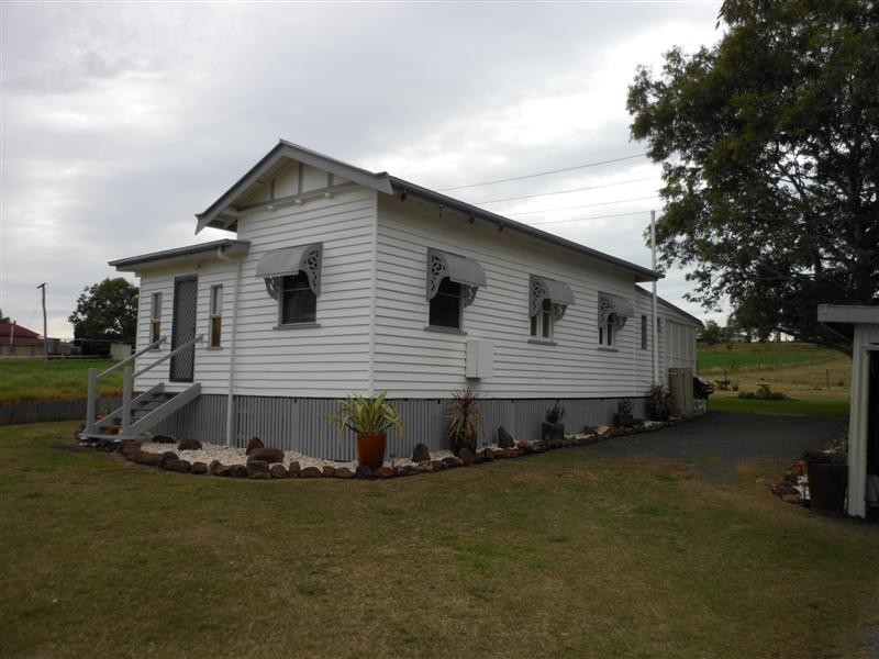 202. Drayton Wellcamp Rd, Glenvale QLD 4350