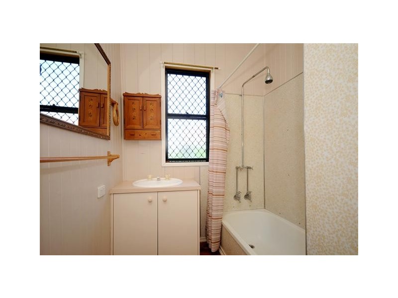 58 Drayton Road, Harristown QLD 4350