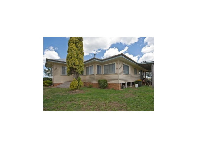 Cnr Drayton Rd and Merivale St, Allora QLD 4362