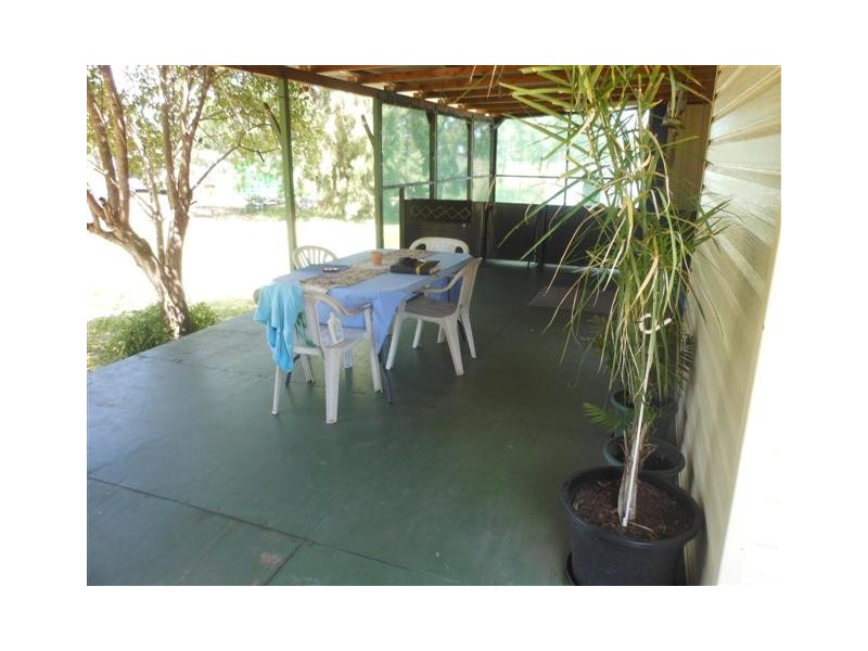 9 Warwick Street, Leyburn QLD 4365