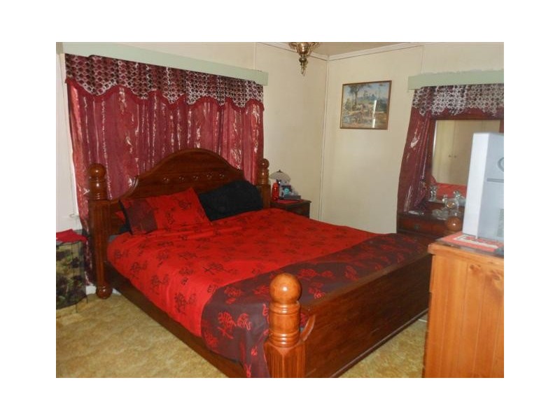 227c West Street, Harristown QLD 4350