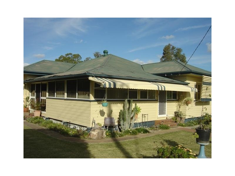 9 Norman Street, Allora QLD 4362