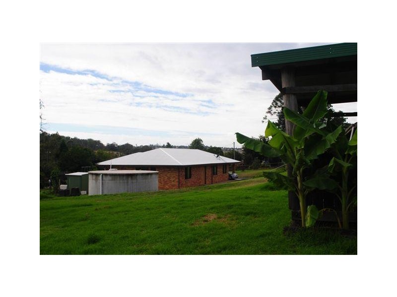 11 Academy Court, Glenvale QLD 4350