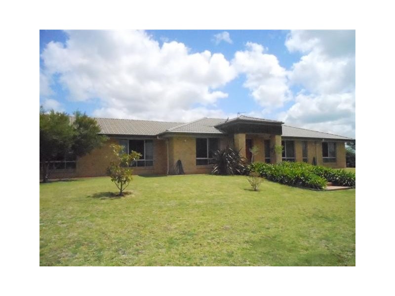 11 Tennyson Court, Westbrook QLD 4350