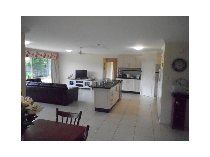 11 Tennyson Court, Westbrook QLD 4350