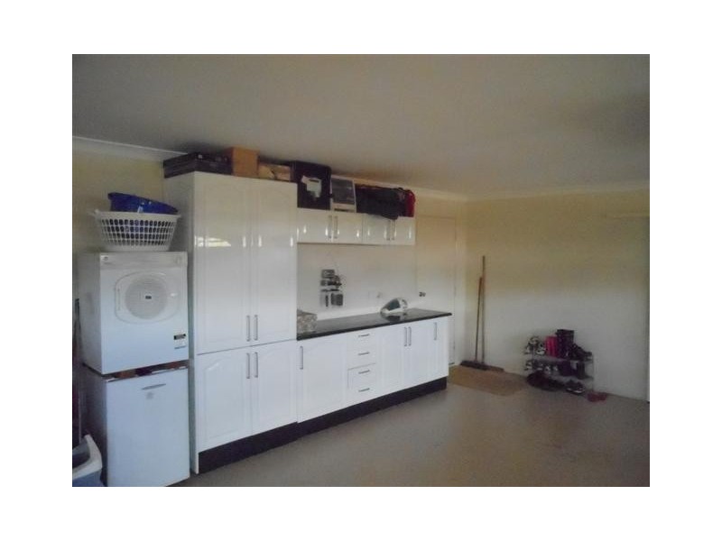11 Tennyson Court, Westbrook QLD 4350