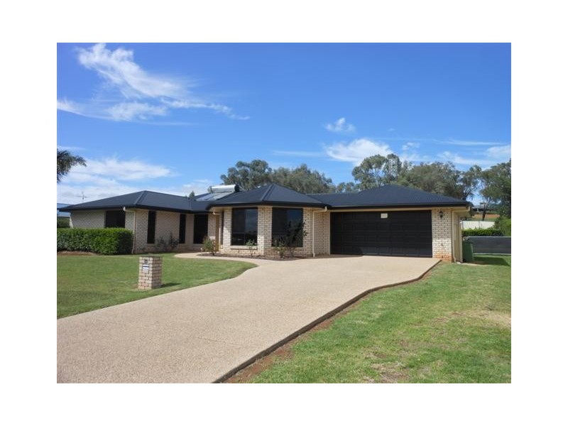 16 Michael Street, Westbrook QLD 4350